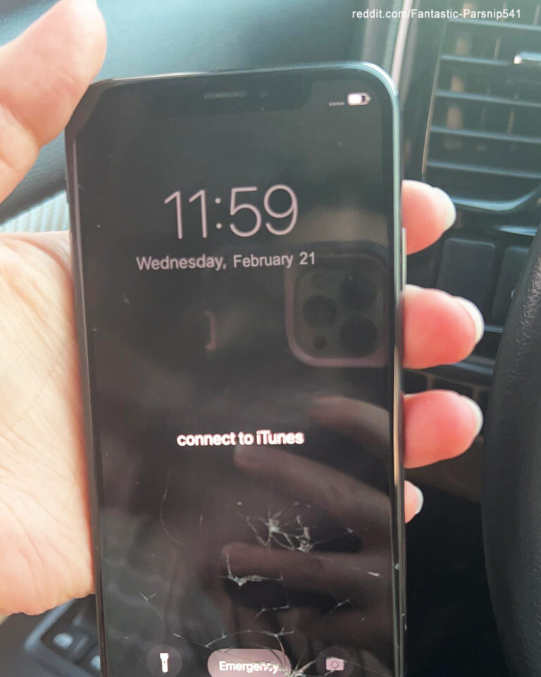 I Found a Secret Phone under a Seat in My Husband’s Car – And It Ruined His Life